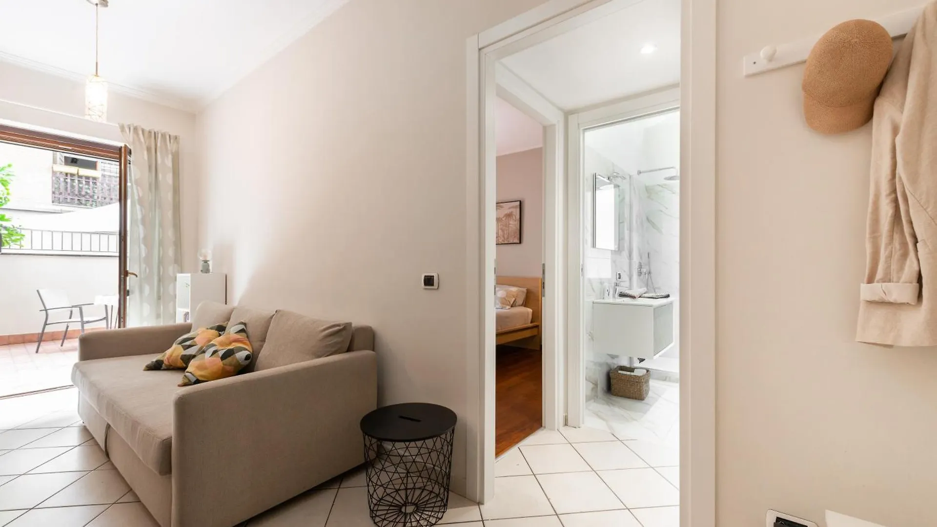 Casa Renate Modern Apartment With Terrace Rome Italy